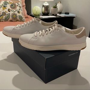 Cole Haan Women’s GrandPro size 9 1/2 tennis shoes